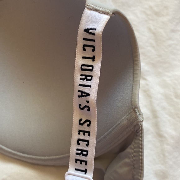 Victoria Secret T-Shirt Push-Up Bra Bundle - Picture 7 of 7